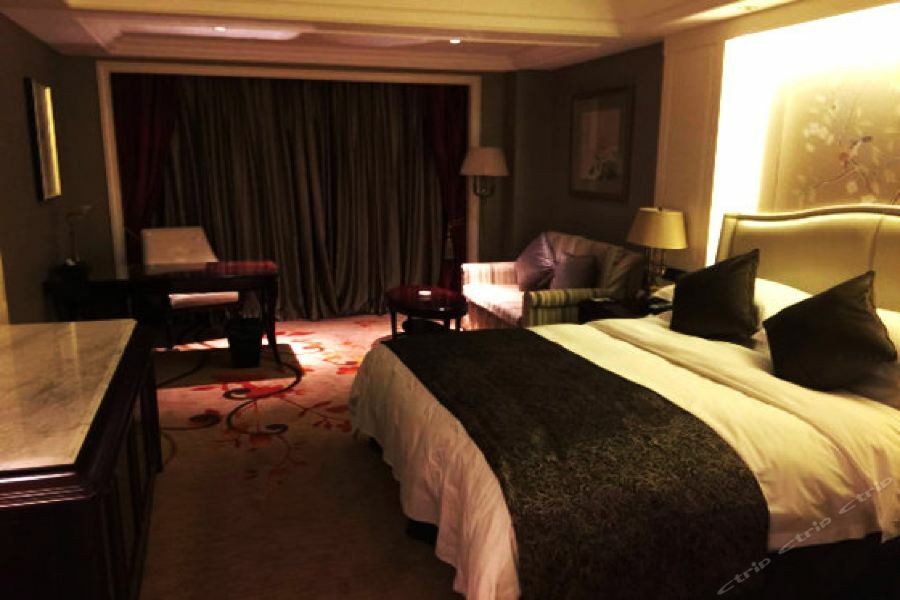 דזיאסין Dragon Dream Hotel מראה חיצוני תמונה