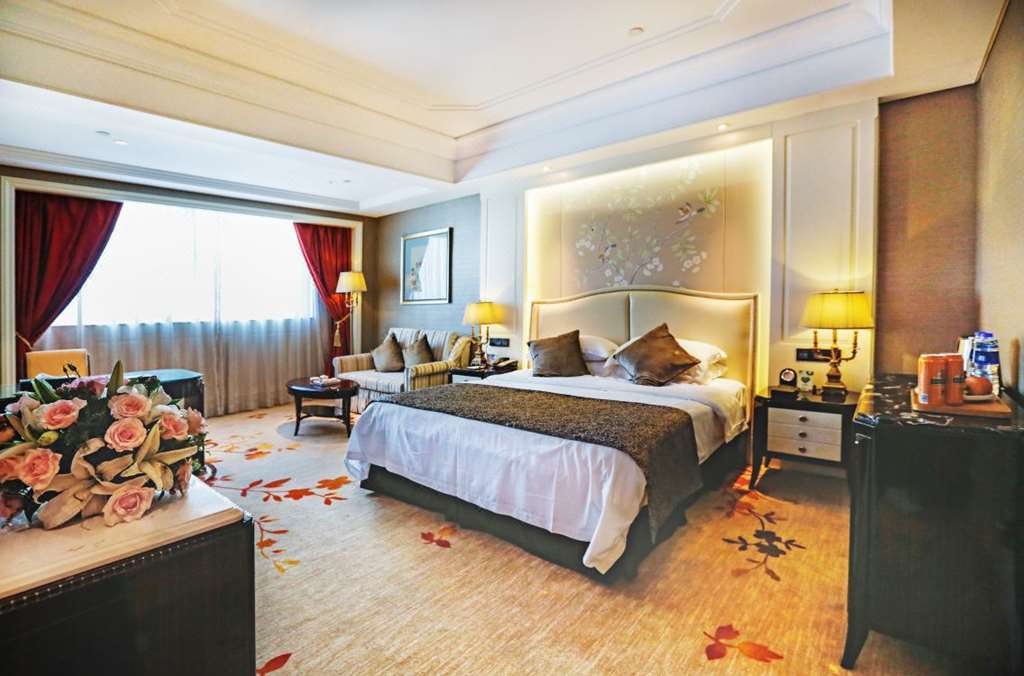דזיאסין Dragon Dream Hotel חדר תמונה