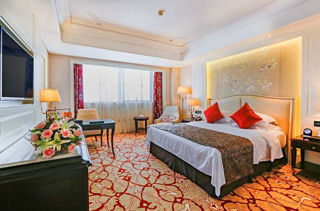 דזיאסין Dragon Dream Hotel חדר תמונה