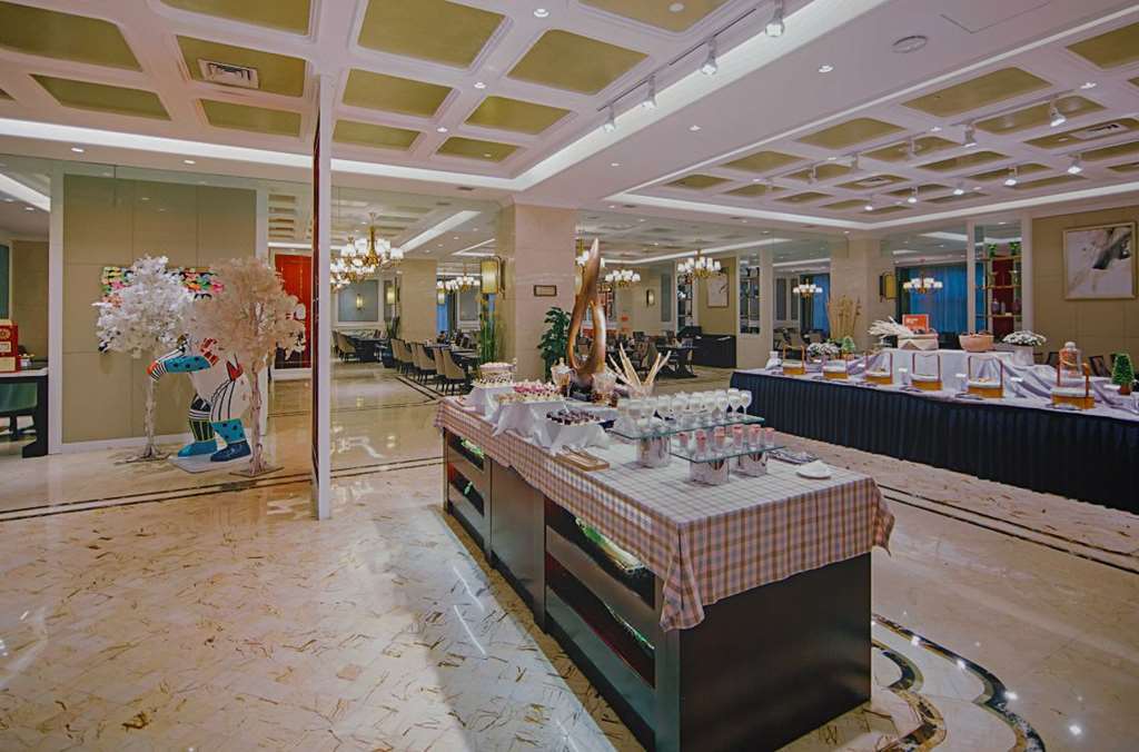 דזיאסין Dragon Dream Hotel מסעדה תמונה